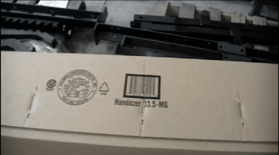 Handdozer 3.5-MG box in warehouse